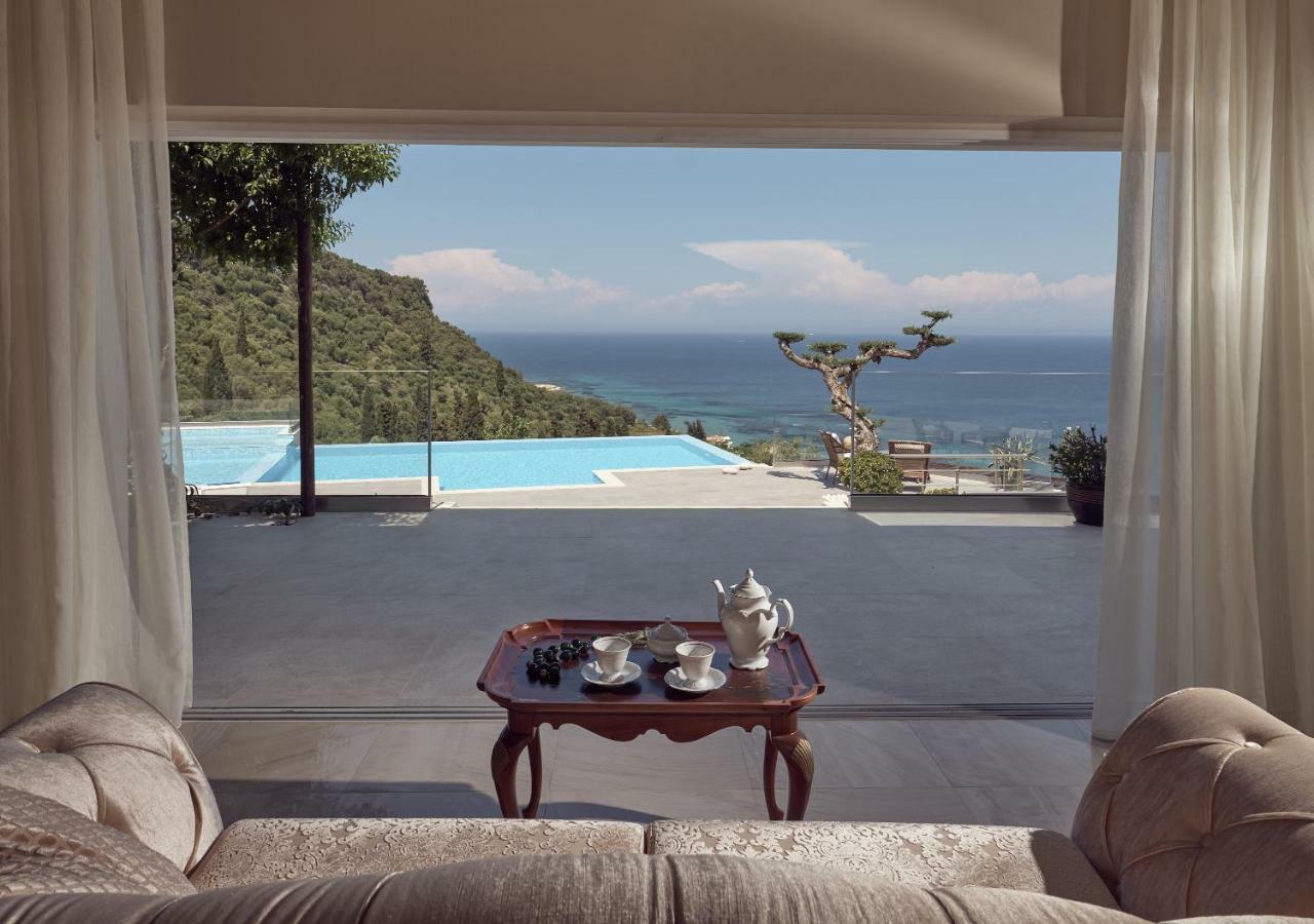 Golden July Luxury Villa Akrotiri  Exterior photo