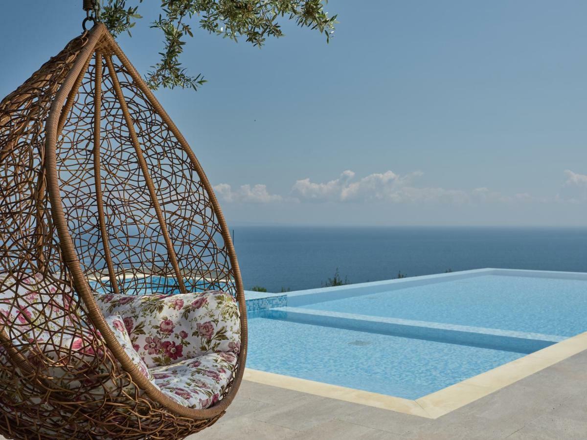 Golden July Luxury Villa Akrotiri  Exterior photo